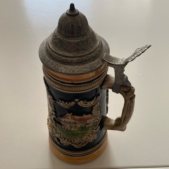 Authentic German beer stein with lid. Antique German beer mug. - Picture 4 of 15